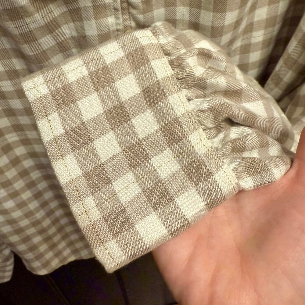 🎉HP!🎉LOFT Shimmer Plaid V-Neck Blouse (Size L) - Picture 10 of 10